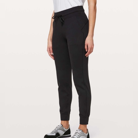 lululemon athletica Pants - Lululemon Ready to Rulu 7/8 Jogger Black